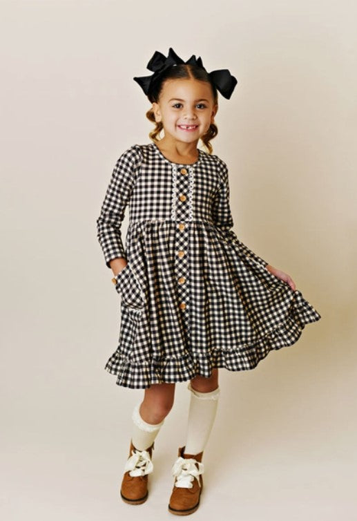 Prim Gingham Pocket Dress