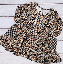 Load image into Gallery viewer, Prim Leopard Pocket Dress