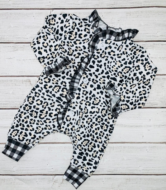 Ruffle Leopard Buttflap Sleeper